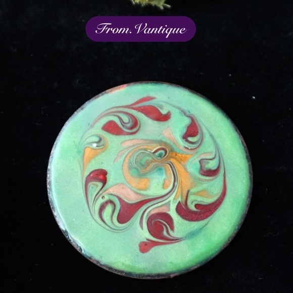 🟢 VINTAGE Copper Circle Plate with Green Painting Brooch / Scarf Pin - Picture 2 of 5